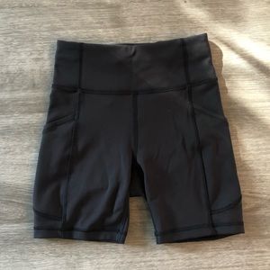 Lululemon Invigorate high-rise Short 6” Black